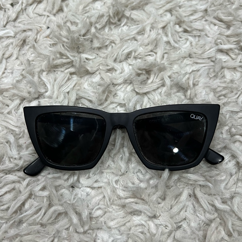 Quay x Desi - Don’t @ Me Sunglasses